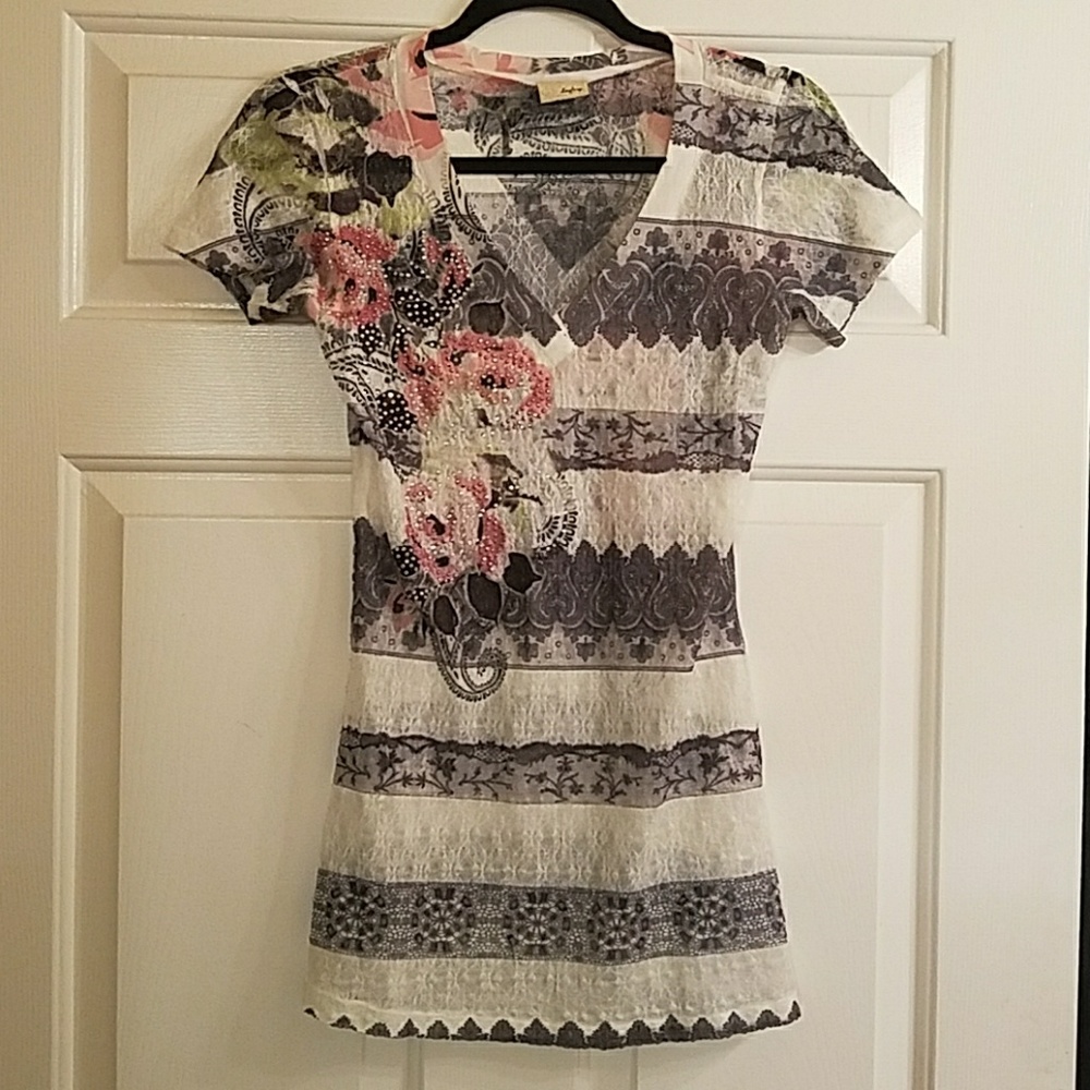 Daytrip short sleeve embellished top